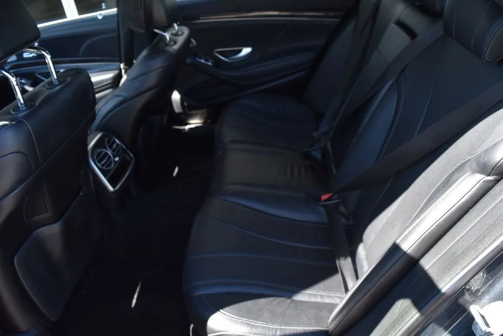 Mercedes-Benz S-Class photo 9