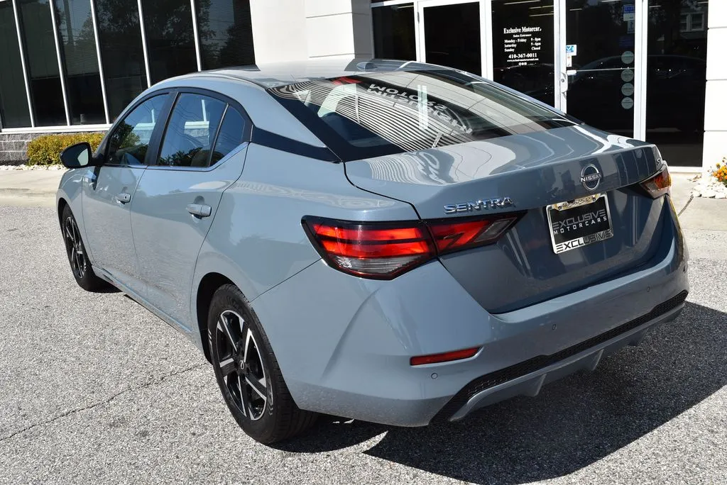 Nissan Sentra photo 5