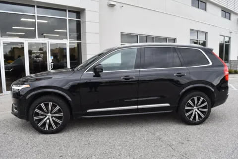 More photos of 2022 Volvo XC90 T6 Inscription at Exclusive Motorcars, MD