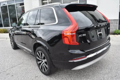 More photos of 2022 Volvo XC90 T6 Inscription at Exclusive Motorcars, MD