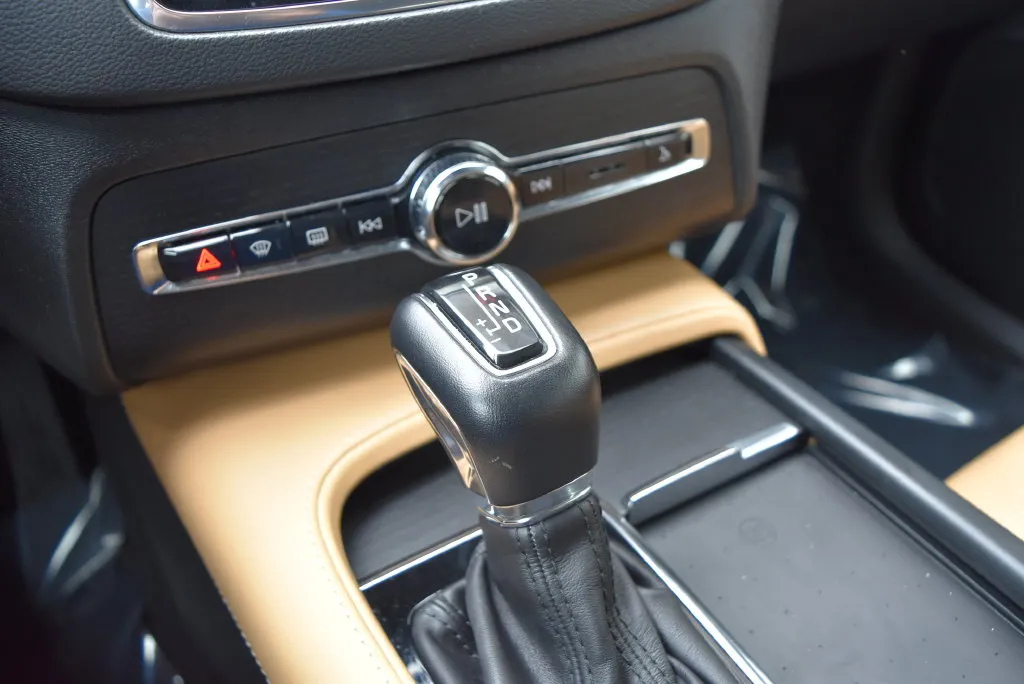 Volvo XC90 photo 18