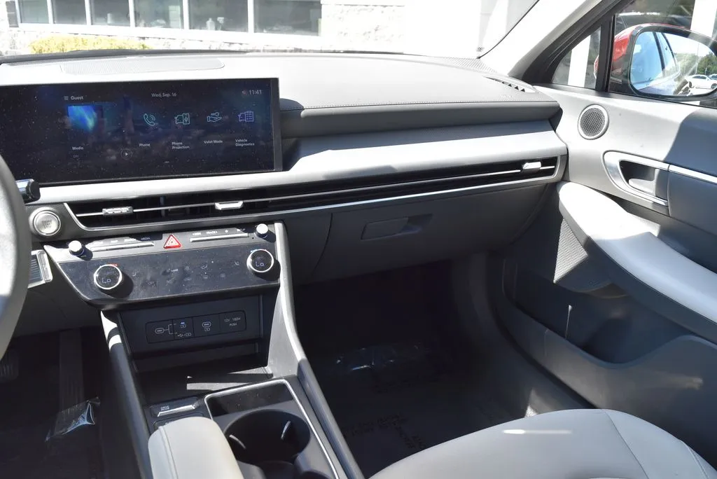 Hyundai Sonata photo 12