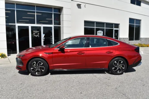 More photos of 2025 Hyundai Sonata SEL at Exclusive Motorcars, MD