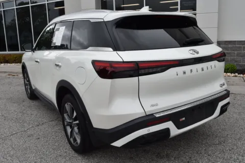 More photos of 2023 INFINITI QX60 LUXE at Exclusive Motorcars, MD