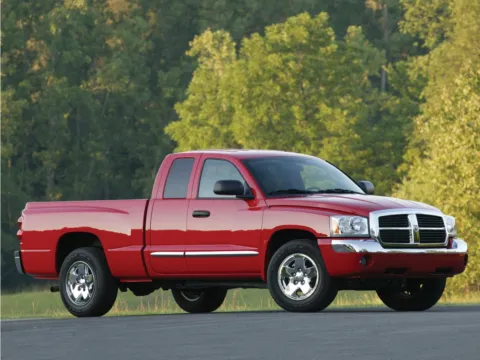 Red 2006 Dodge Dakota SLT for sale in Randallstown, MD