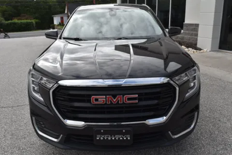 Another view of 2024 GMC Terrain SLE for sale in Randallstown, MD at Exclusive Motorcars