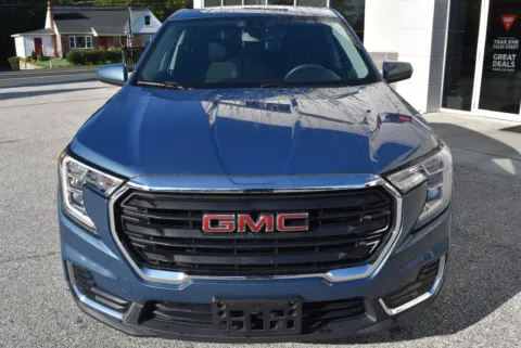 Another view of 2024 GMC Terrain SLE for sale in Randallstown, MD at Exclusive Motorcars