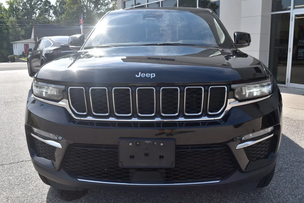Jeep Grand Cherokee photo 3