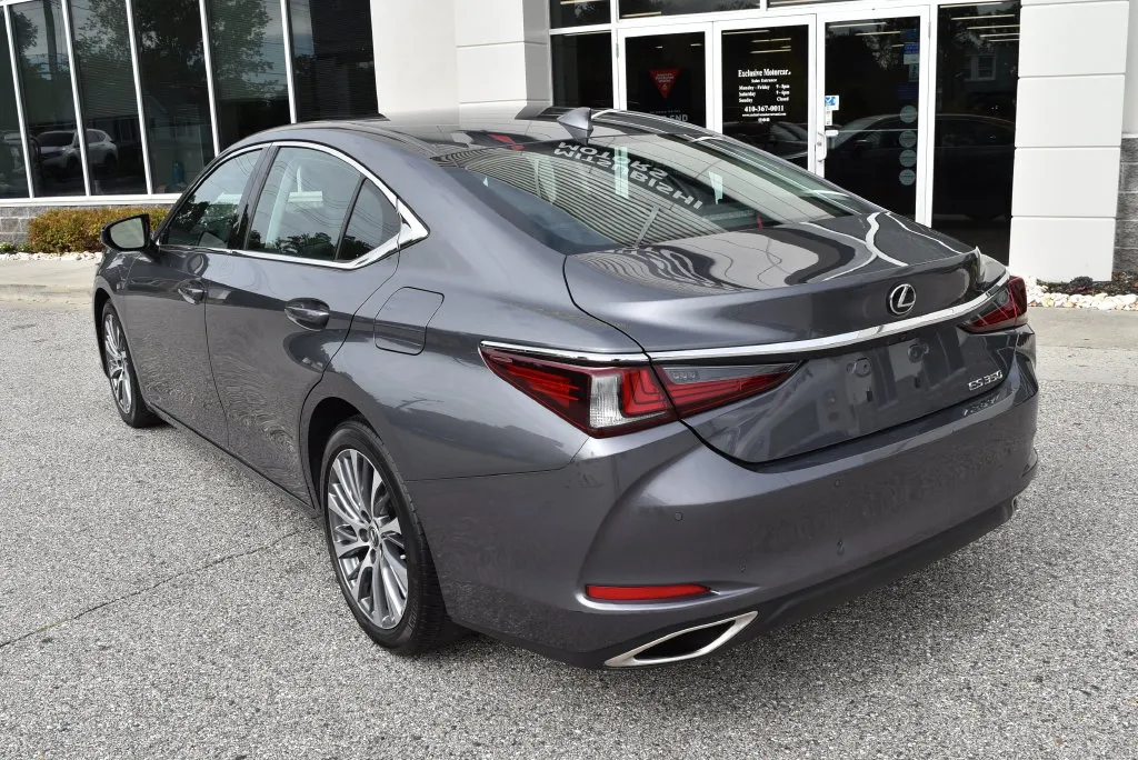 Lexus ES photo 5