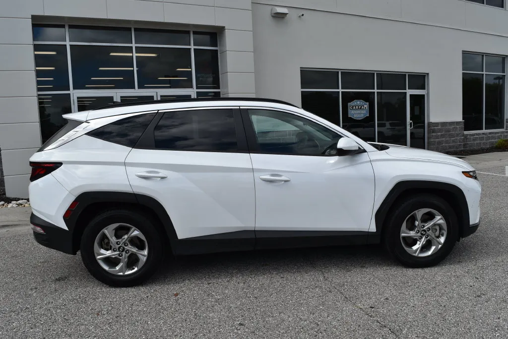 Hyundai Tucson photo 2