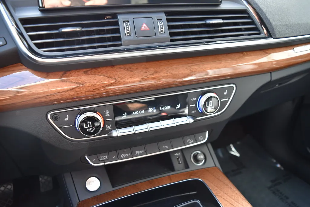 Audi Q5 photo 16