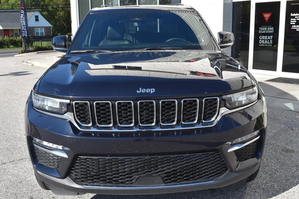 Jeep Grand Cherokee photo 3