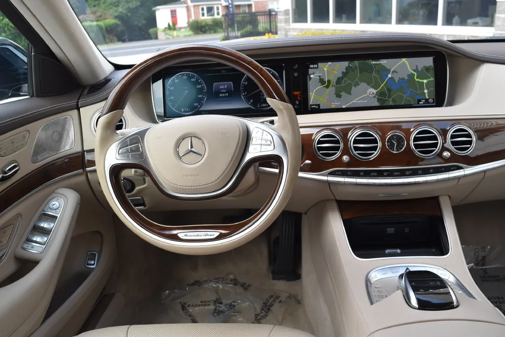 Mercedes-Benz S-Class photo 10