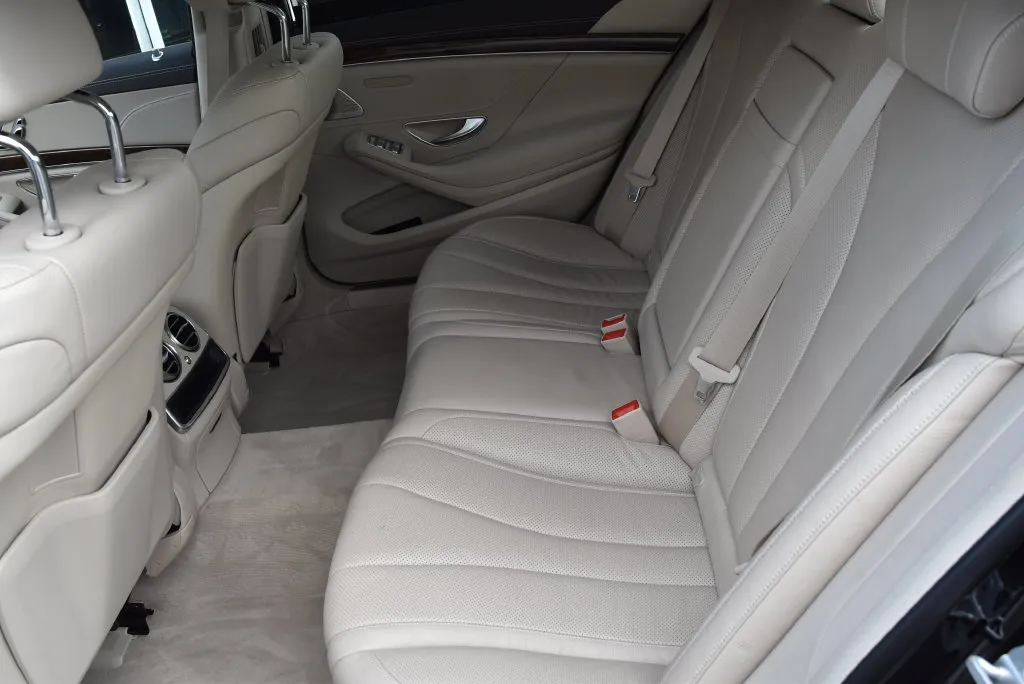 Mercedes-Benz S-Class photo 8