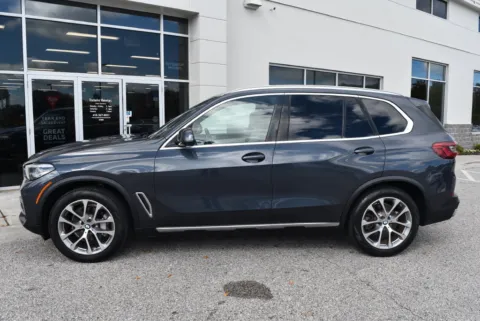 More photos of 2019 BMW X5 xDrive40i at Exclusive Motorcars, MD