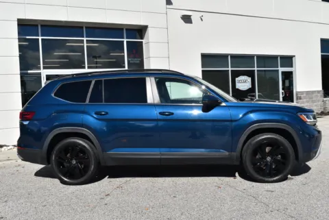 Photos of 2023 Volkswagen Atlas 3.6L V6 SE w/Technology for sale in Randallstown, MD at Exclusive Motorcars