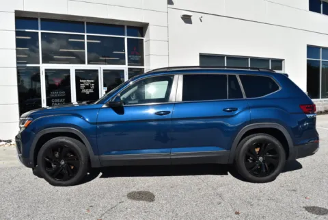 More photos of 2023 Volkswagen Atlas 3.6L V6 SE w/Technology at Exclusive Motorcars, MD
