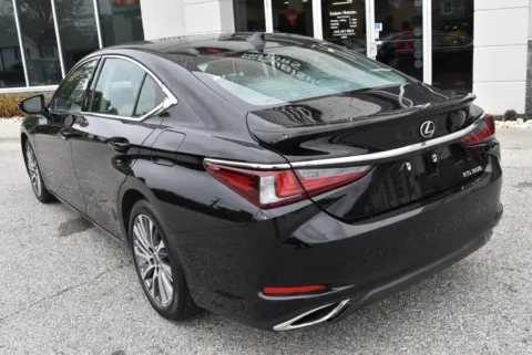 More photos of 2020 Lexus ES 350 at Exclusive Motorcars, MD