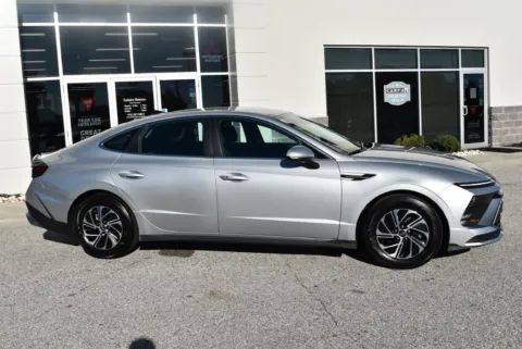 Photos of 2026 Hyundai Sonata Hybrid Blue for sale in Randallstown, MD at Exclusive Motorcars
