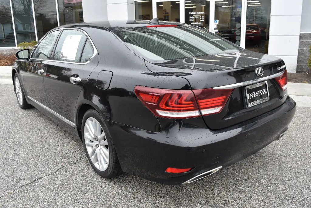 Lexus LS photo 5