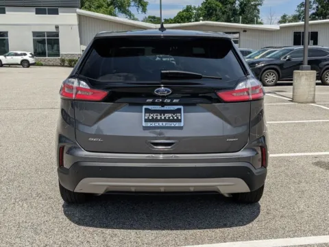 More photos of 2024 Ford Edge SEL at Exclusive Motorcars, MD