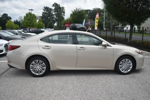 Photos of 2018 Lexus ES 350 for sale in Randallstown, MD at Exclusive Motorcars