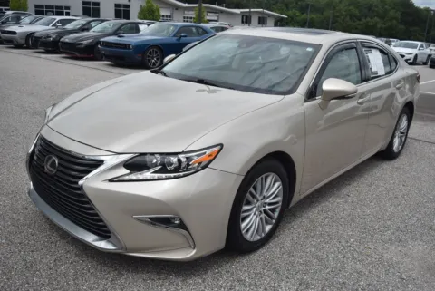 More photos of 2018 Lexus ES 350 at Exclusive Motorcars, MD