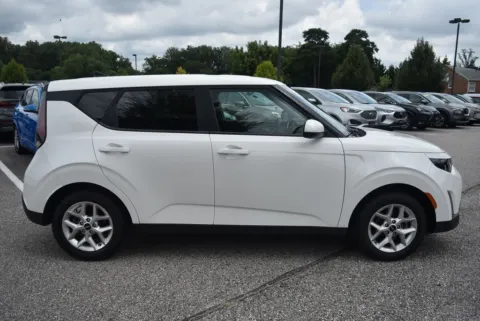Photos of 2022 Kia Soul LX for sale in Randallstown, MD at Exclusive Motorcars