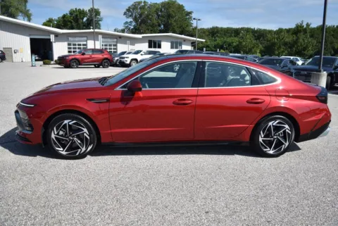 More photos of 2024 Hyundai Sonata SEL at Exclusive Motorcars, MD