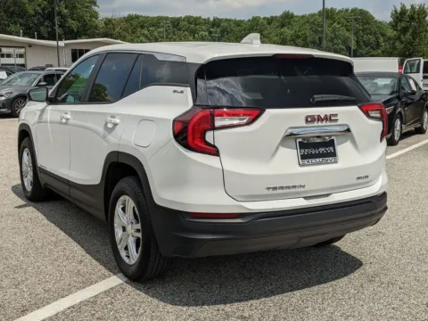More photos of 2024 GMC Terrain SLE at Exclusive Motorcars, MD
