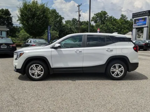 Another view of 2024 GMC Terrain SLE for sale in Randallstown, MD at Exclusive Motorcars