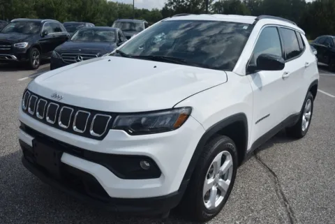 More photos of 2022 Jeep Compass Latitude at Exclusive Motorcars, MD