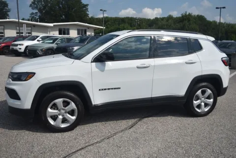 More photos of 2022 Jeep Compass Latitude at Exclusive Motorcars, MD