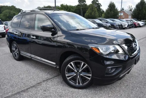 Black 2020 Nissan Pathfinder Platinum for sale in Randallstown, MD