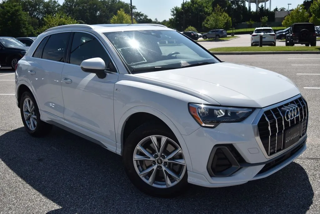 2021 Audi Q3 Premium