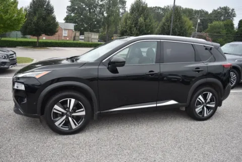 More photos of 2023 Nissan Rogue SL at Exclusive Motorcars, MD