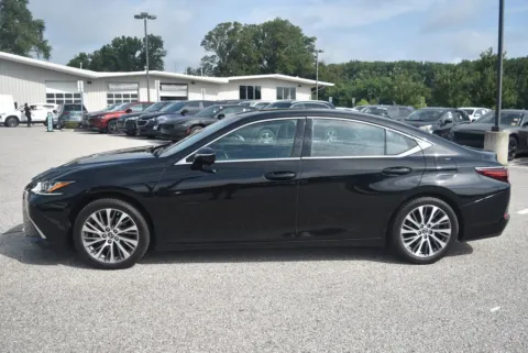 More photos of 2021 Lexus ES 350 at Exclusive Motorcars, MD