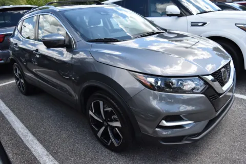 Gray 2022 Nissan Rogue Sport SL for sale in Randallstown, MD