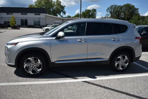 More photos of 2023 Hyundai Santa Fe SEL at Exclusive Motorcars, MD
