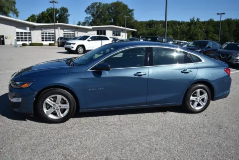 More photos of 2024 Chevrolet Malibu LT at Exclusive Motorcars, MD