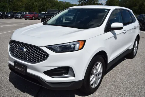 More photos of 2023 Ford Edge SEL at Exclusive Motorcars, MD