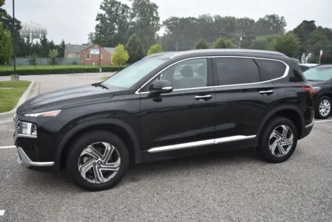 More photos of 2023 Hyundai Santa Fe SEL at Exclusive Motorcars, MD