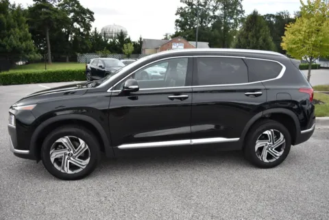 More photos of 2023 Hyundai Santa Fe SEL at Exclusive Motorcars, MD
