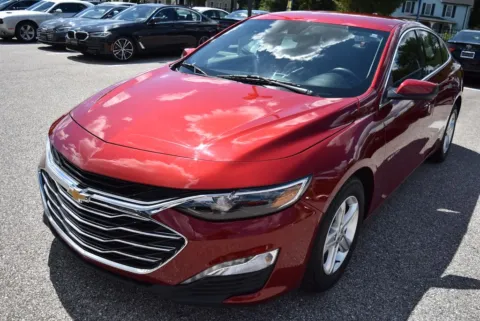 More photos of 2024 Chevrolet Malibu LT at Exclusive Motorcars, MD