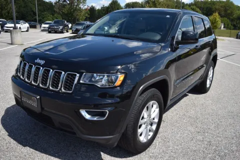 More photos of 2022 Jeep Grand Cherokee WK Laredo E at Exclusive Motorcars, MD