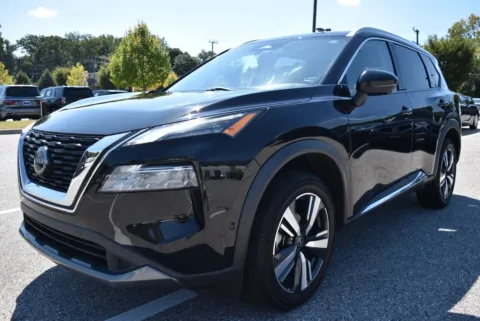 More photos of 2023 Nissan Rogue SL at Exclusive Motorcars, MD