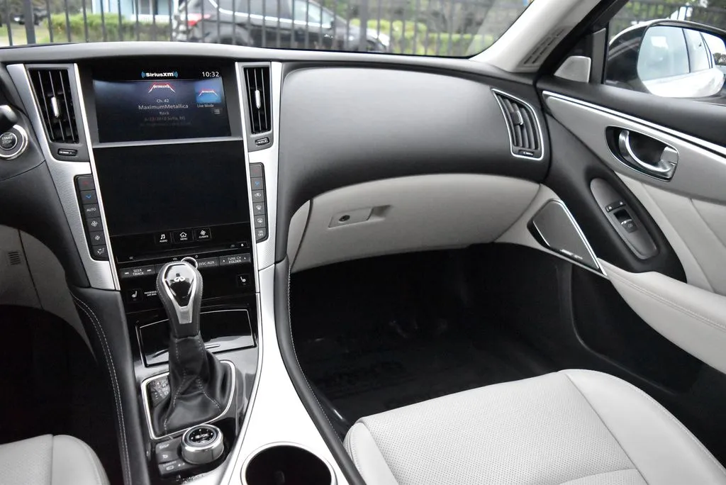 2022 INFINITI Q50 LUXE - Photo 13