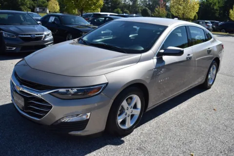 More photos of 2024 Chevrolet Malibu LT at Exclusive Motorcars, MD