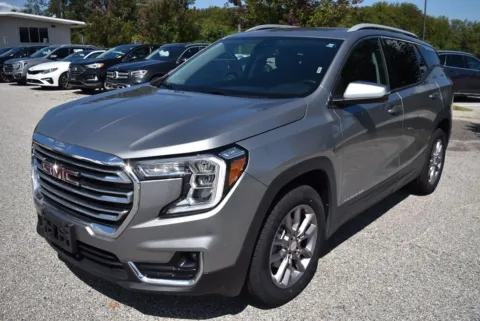 More photos of 2024 GMC Terrain SLT at Exclusive Motorcars, MD