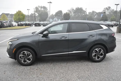 More photos of 2024 Kia Sportage LX at Exclusive Motorcars, MD